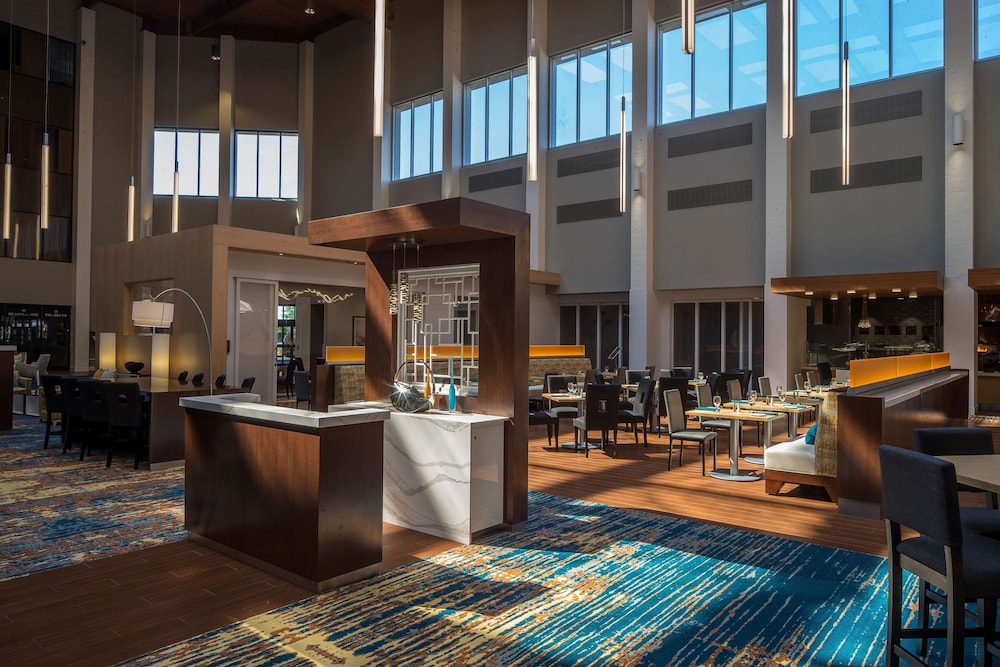 DoubleTree by Hilton Pittsburgh Cranberry - photo 21