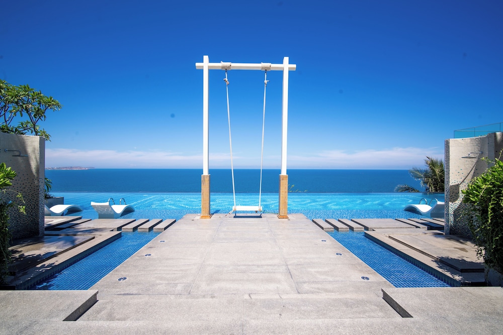 Apec Mandala de Suite Mũi Né — 5-Star Luxury Hotel in Phan Thiet, Vietnam