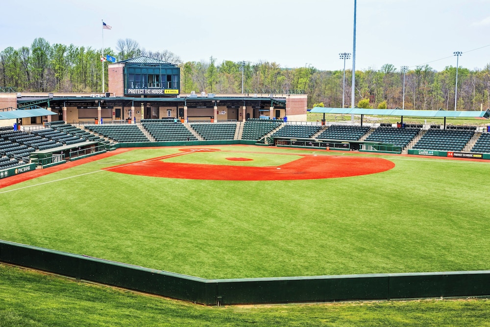 Courtyard Aberdeen at Ripken Stadium - photo 17