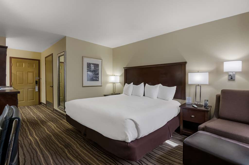 Best Western Cottage Grove Inn - photo 11