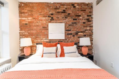 East Village Escape with 3BD 2BA near Tompkins Square Park - photo 18