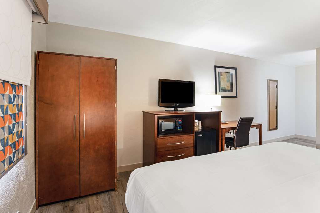 Best Western U. S. Inn - photo 18