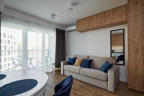 Studio nad rzeką 72 Rynek 500 m — 4-Star Luxury Hotel in Wroclaw, Poland