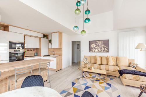 Le Chessy Disney Logement Pour 6 a Disneyland Paris Avec Vue Sur Le Feu D Artifice — 4-Star Luxury Hotel in Chessy, France