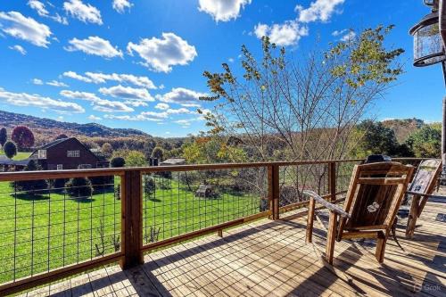 Picture Perfect Hot Tub Game Room WIFI 560 FREE tickets each paid day - photo 6