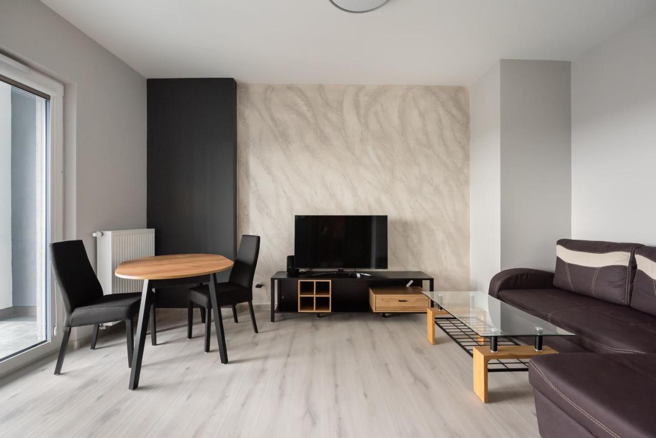 New Varsovia Comfort 1604 by BookingHost — 4-Star Luxury Hotel in Warsaw, Poland