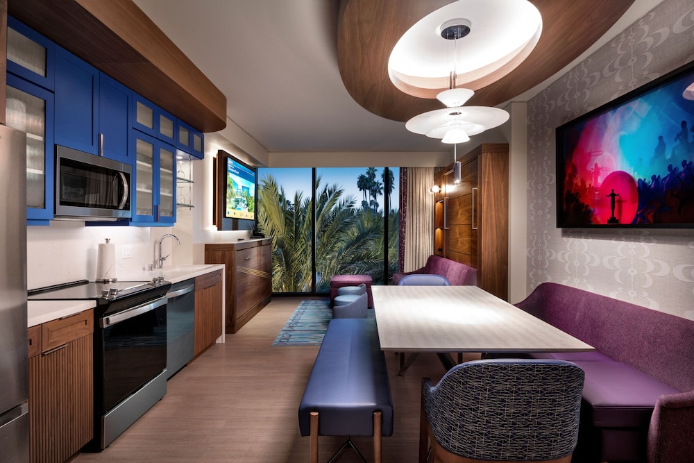 The Villas At The Disneyland Hotel - photo 21
