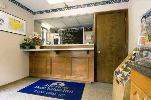 Cabarrus Inn - photo 2