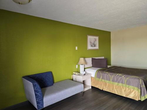 Lodge Usa Motel - photo 4