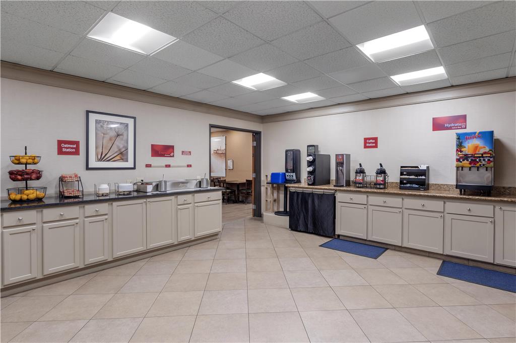 Best Western Plus Oak Harbor Hotel & Conference Center - photo 35