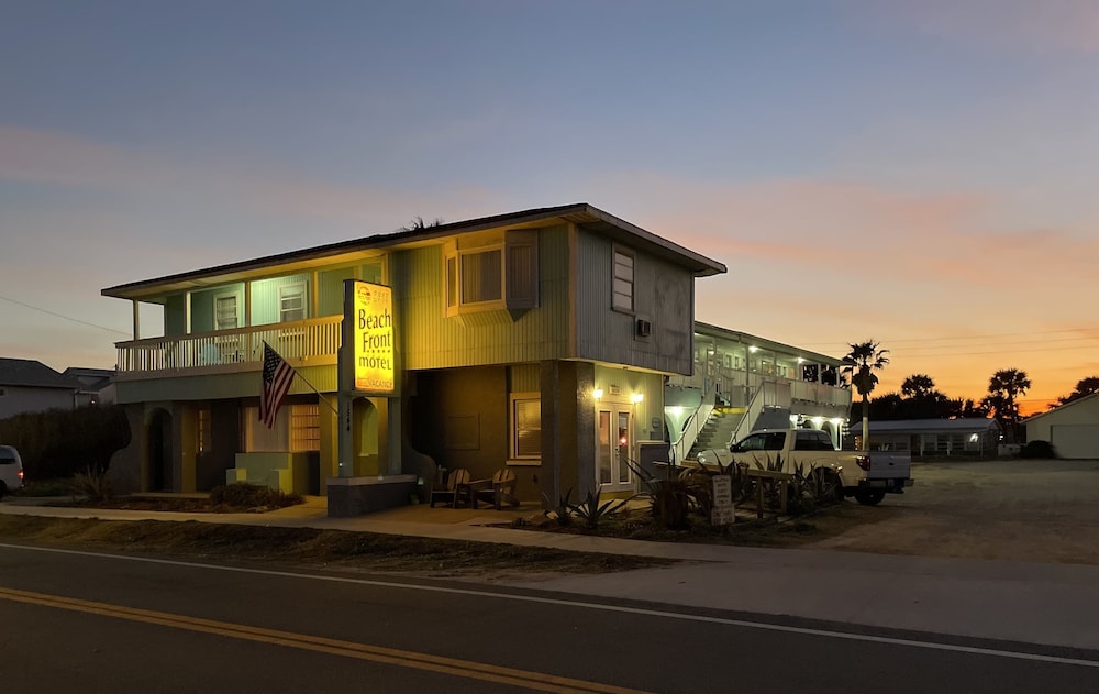Beach Front Motel - carbon neutral hotel in Flagler Beach