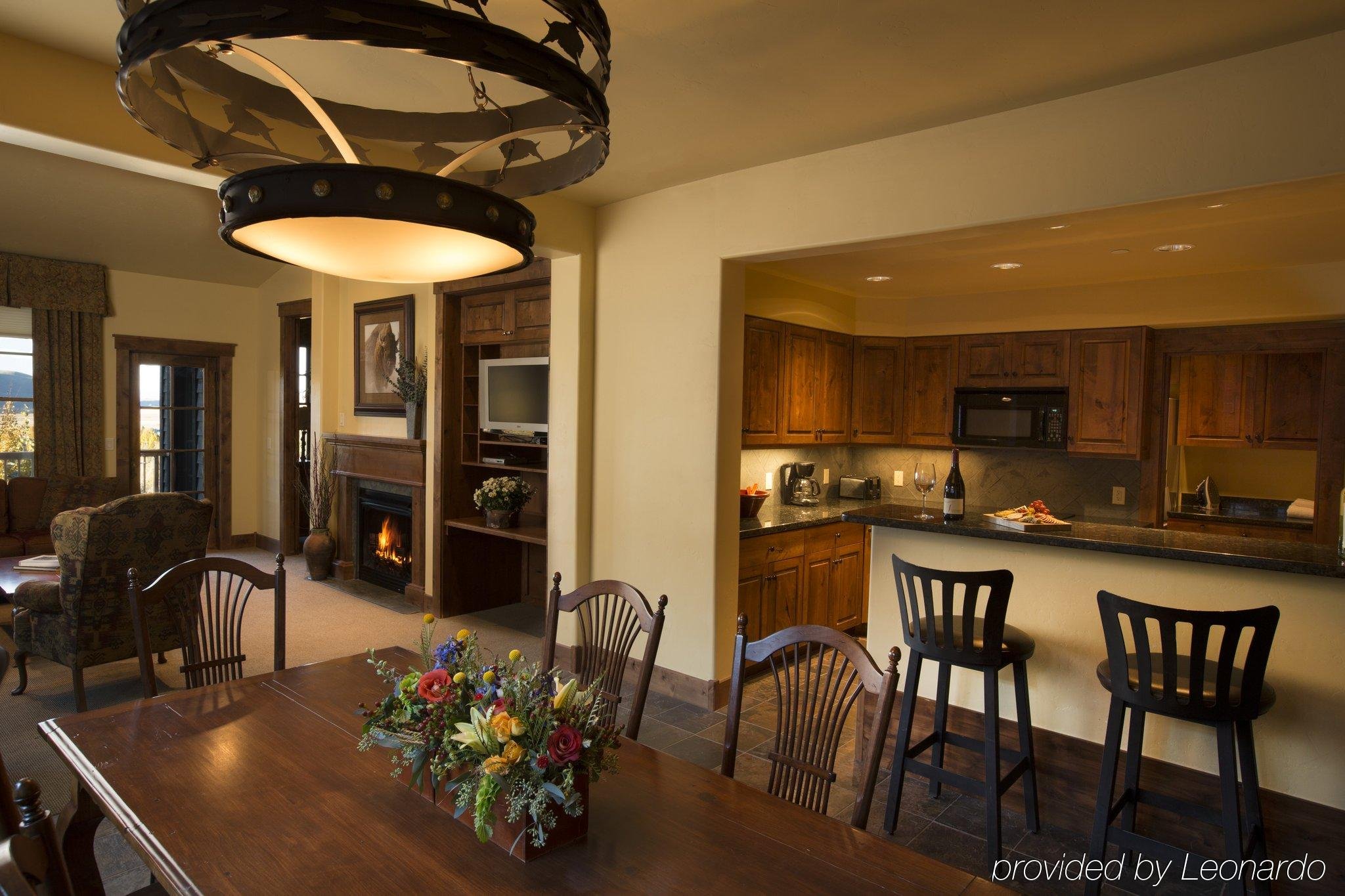 Love Ridge Resort Lodges - photo 7