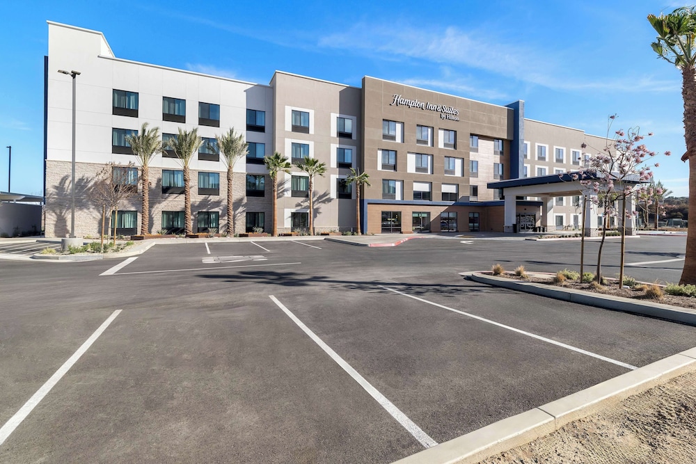 Hampton Inn & Suites by Hilton Corona in Corona, United States
