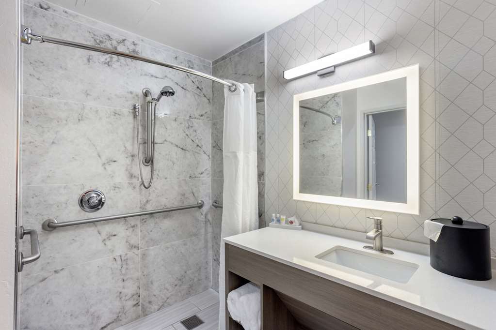Comfort Inn & Suites Voorhees Mt. Laurel - photo 8