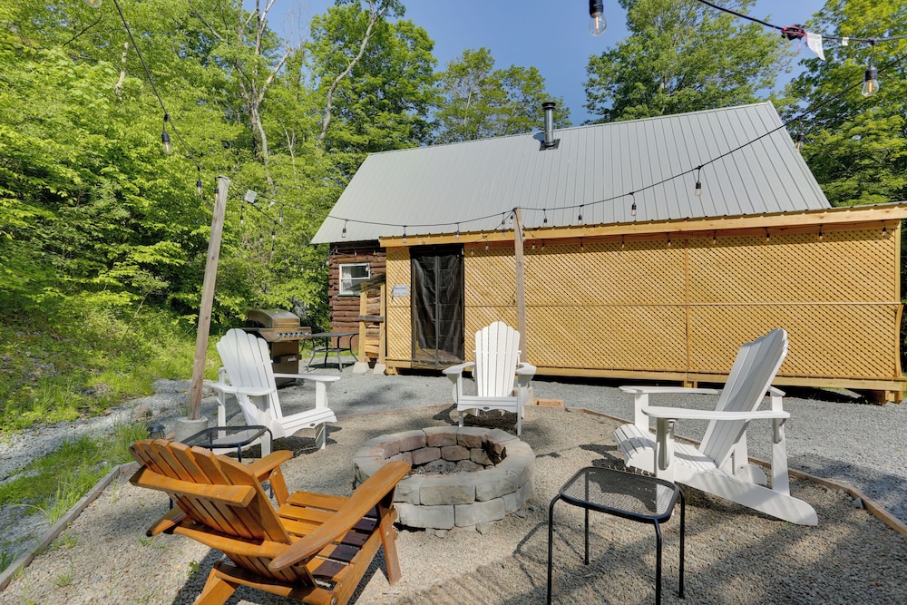 Private Cabin Rental In The Catskill Mountains 19217880 — Hamden