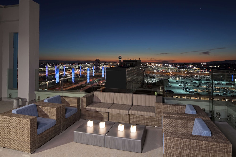 H Hotel Los Angeles Curio Collection by Hilton in Los Angeles, United States