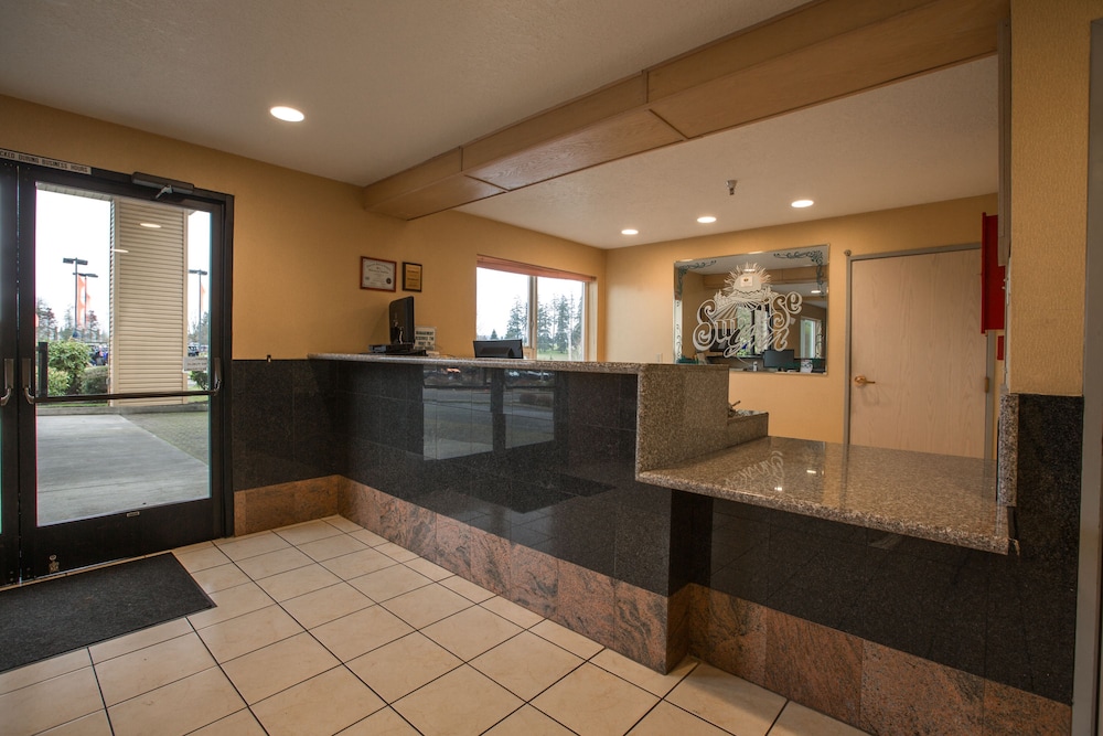 Bridgeway Inn & Suites Sublimity - photo 3