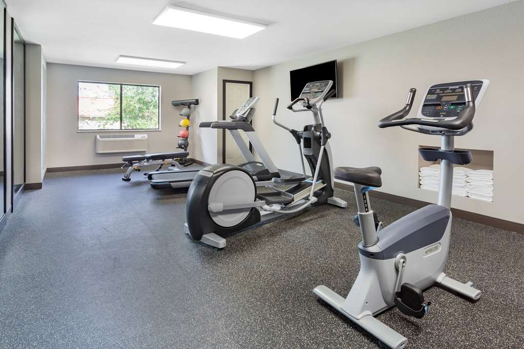 Wingate by Wyndham Wisconsin Dells Waterpark - photo 29