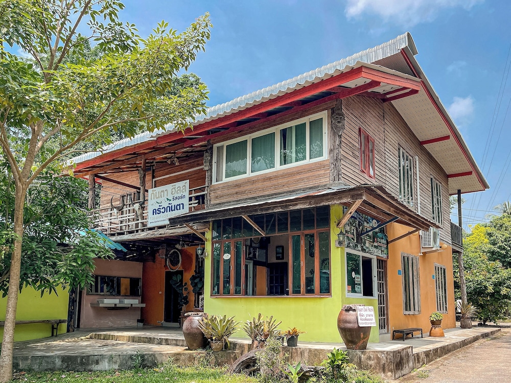 Kanta Hill Resort — Lan Saka