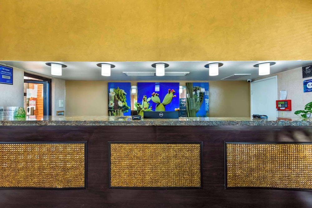 Royal Sun Hotel & Suites - photo 3