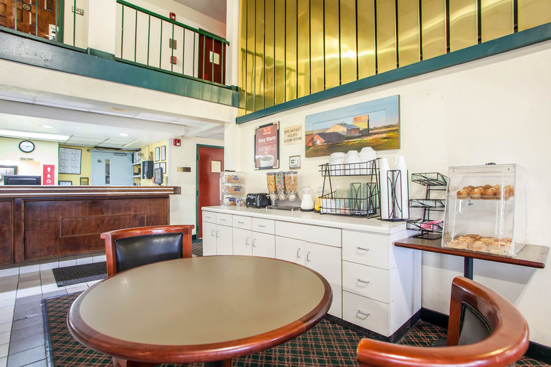 Motel 6 Nashville - photo 13