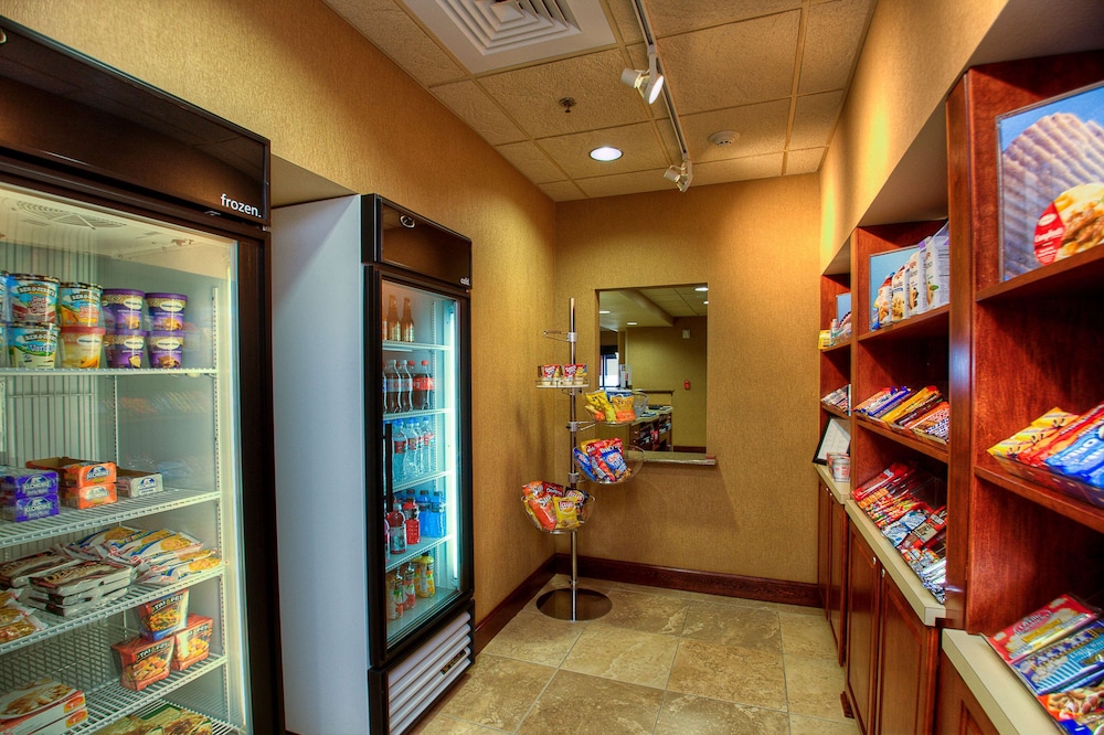 Hampton Inn & Suites Mountain Home - photo 24