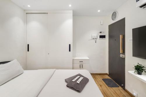 Sage Studio Bandra W by The Bombay Home Company
