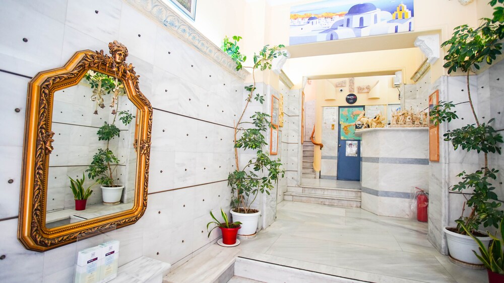 The Student & Travellers Inn - last minute hotel in Athens