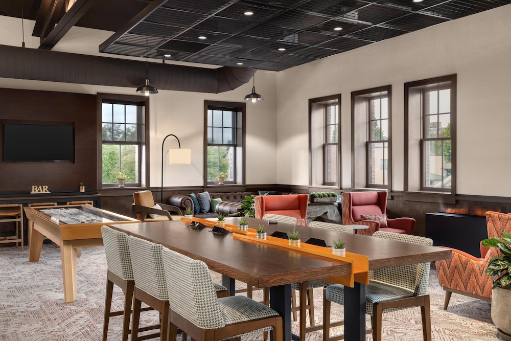 Hilton Garden Inn Burlington Downtown - photo 54
