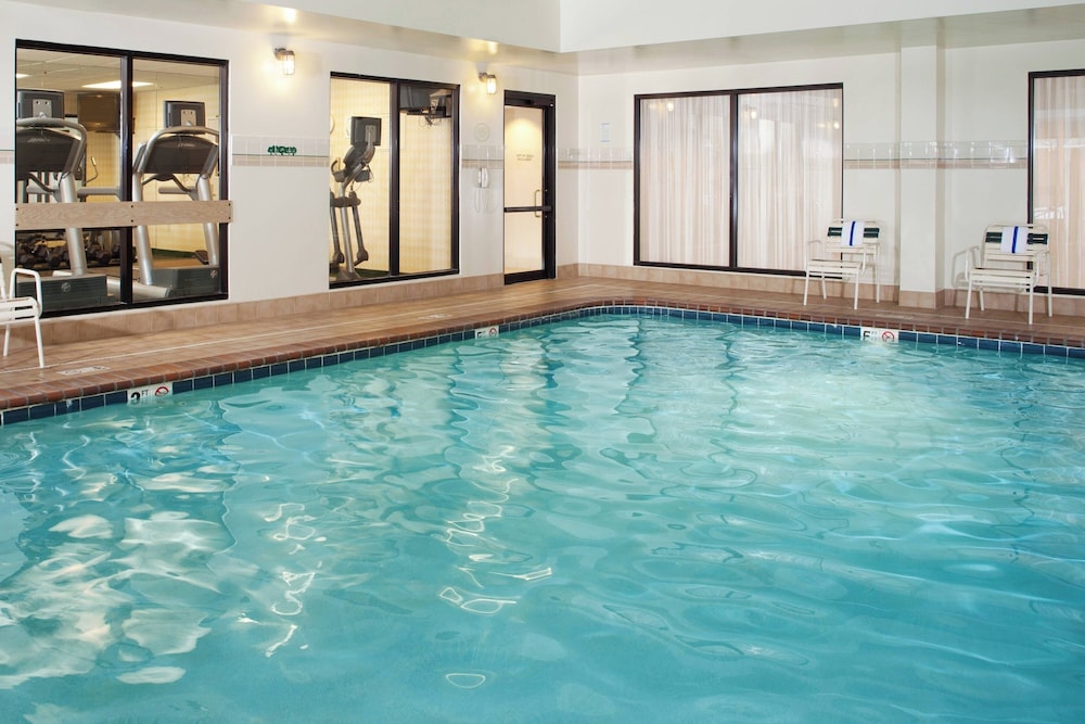 Courtyard by Marriott Cleveland Westlake - photo 21