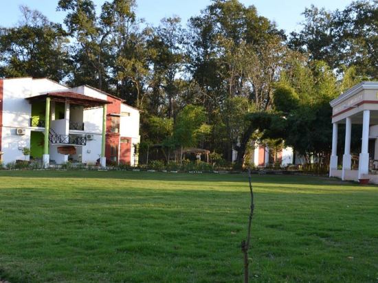 Kanha Meadows Resort