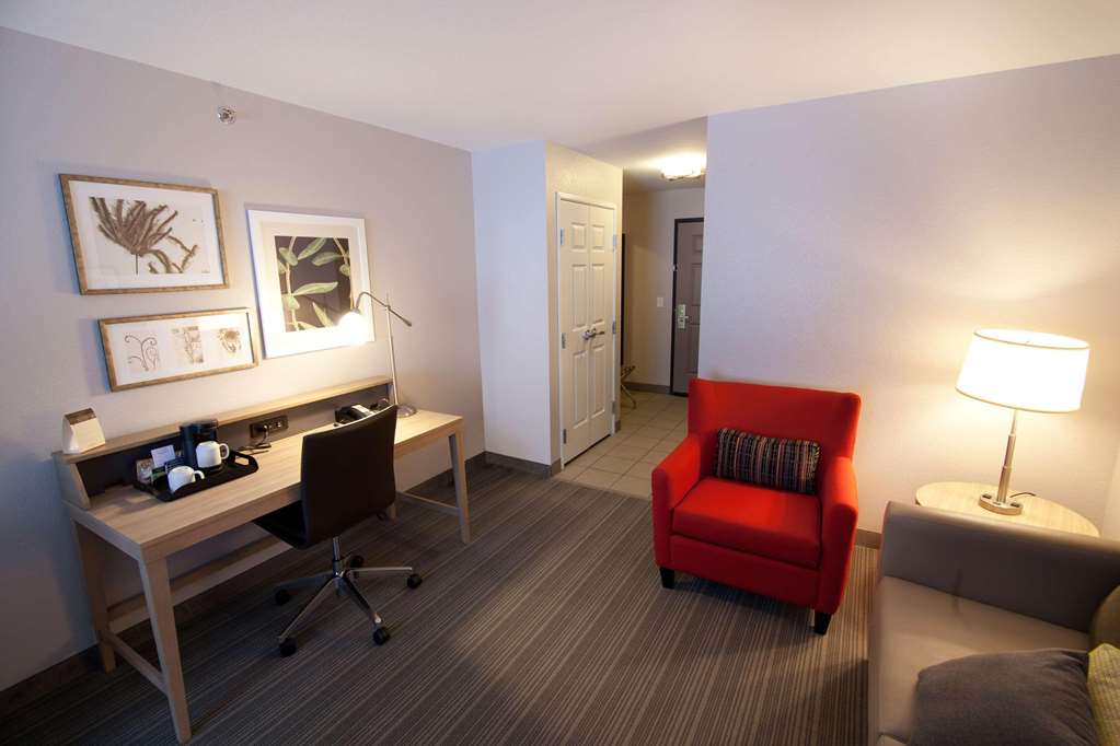 Country Inn & Suites by Radisson Decorah IA - photo 10