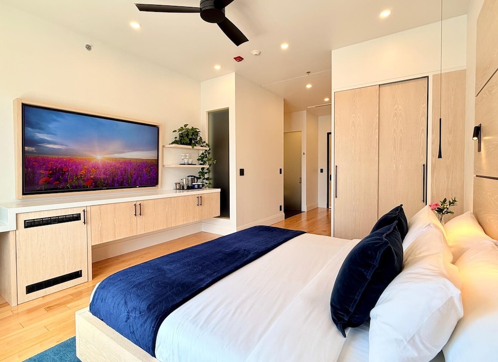 Cribs on Main in Prince Edward, Canada