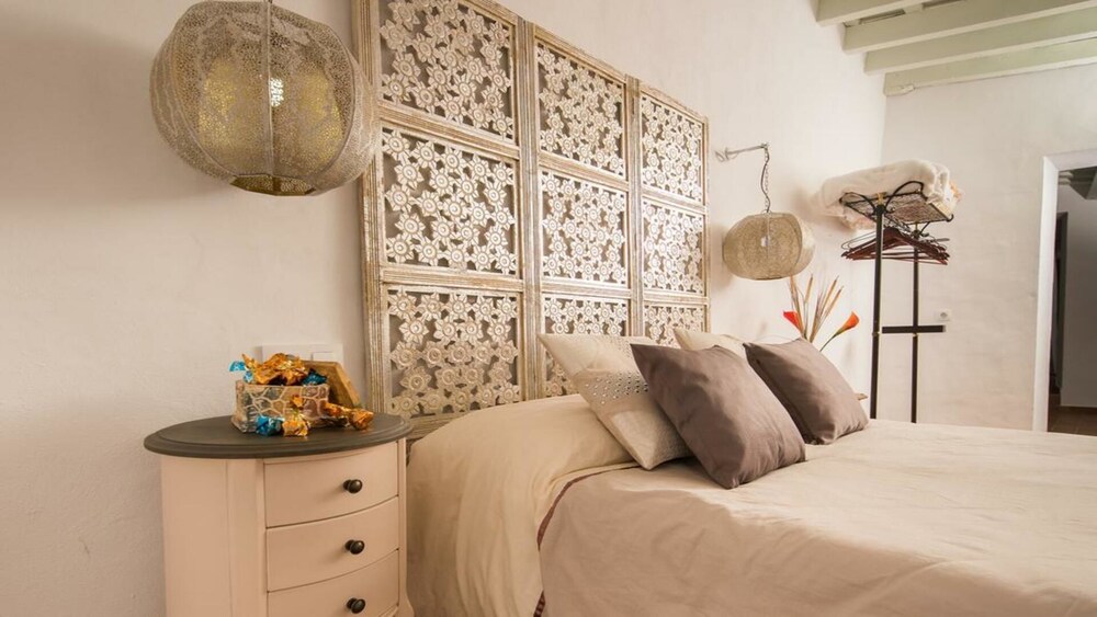 Casa Bodega Triana — 4-Star Luxury Hotel in Vejer De La Frontera, Spain