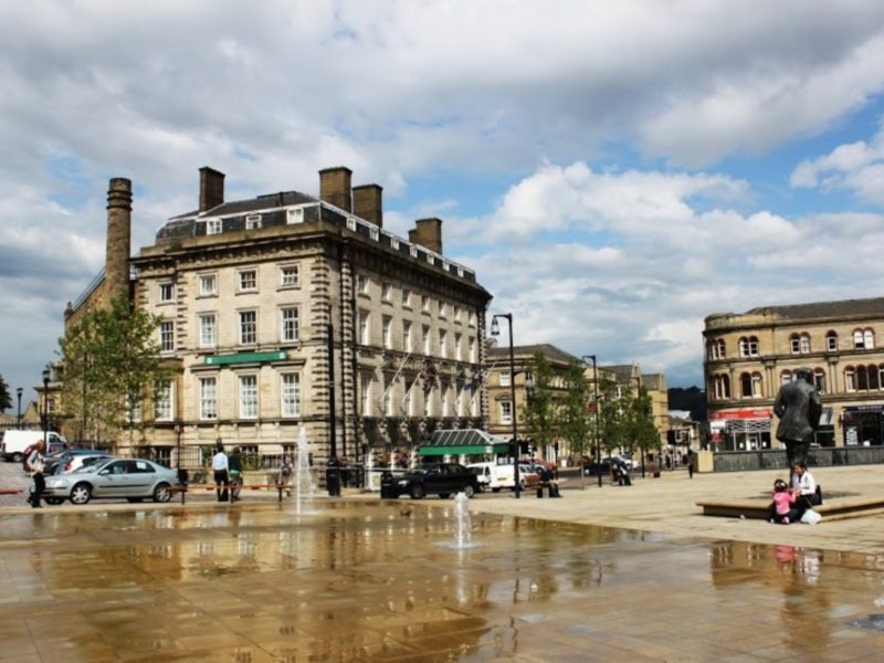George Hotel — hotel in Huddersfield