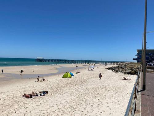 Golden Sands — Henley Beach — photo 3