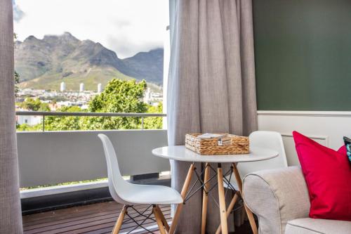 St Martini Mountain View Studio