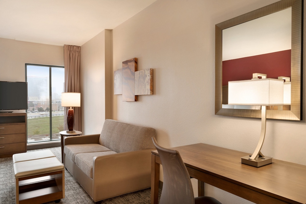 Staybridge Suites San Antonio Downtown Conv Ctr by IHG - photo 19