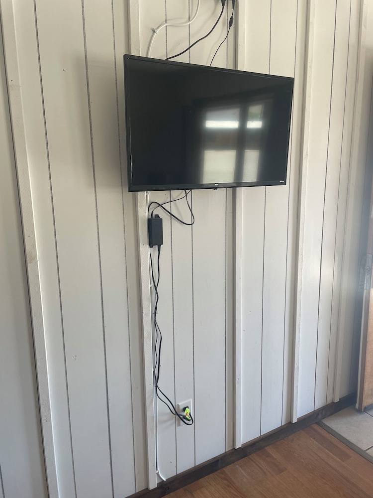 Challis Roadhouse - photo 8