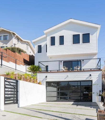 Artsdistrictdtla 2022 Built Withviews Wd Garage in Los Angeles, United States