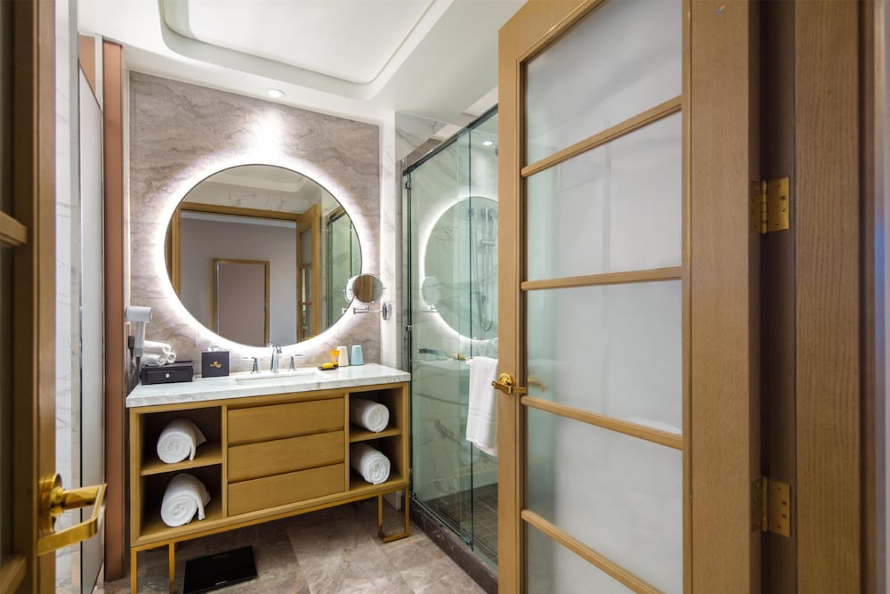 Blossom Hotel Houston Curio Collection by Hilton - photo 72