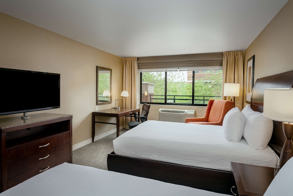 Hilton Garden Inn Seattle Issaquah - photo 13