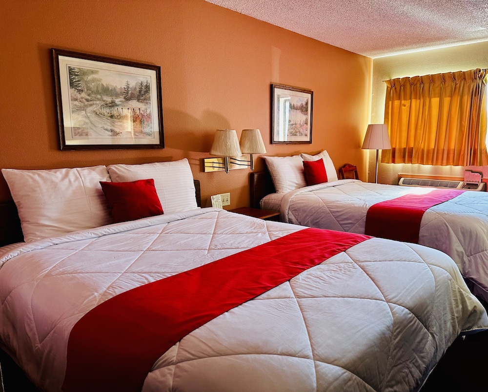 American Inn Ozark - photo 8