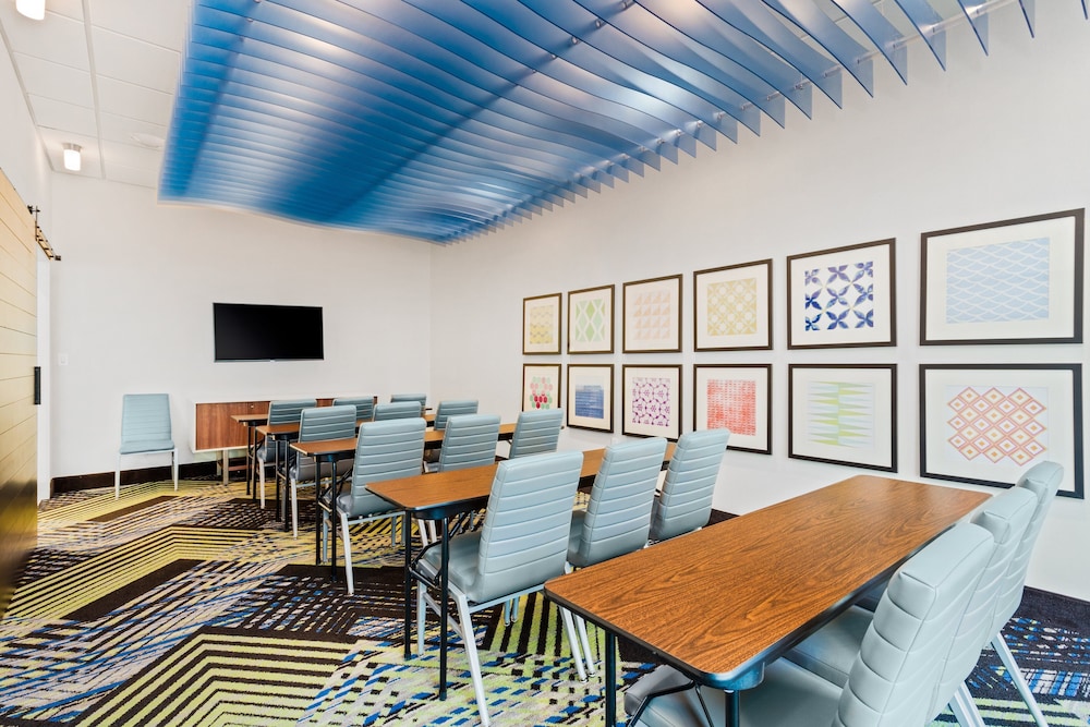 Holiday Inn Express & Suites Niceville Eglin Area by IHG - photo 30