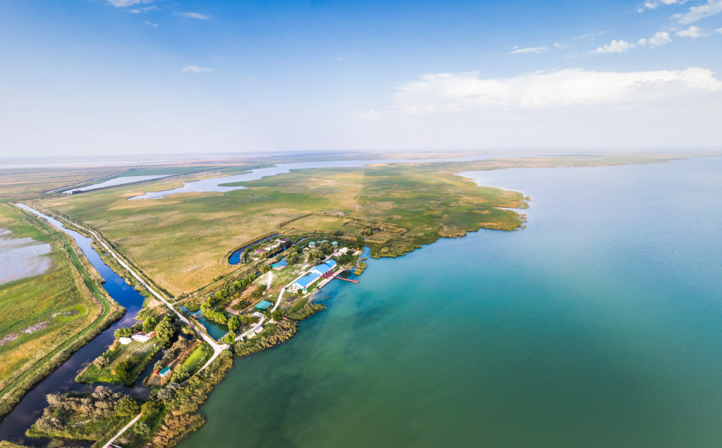 Abrau Dyurso Na Plavnyah Hotel — hotel in Primorsko-Akhtarsk