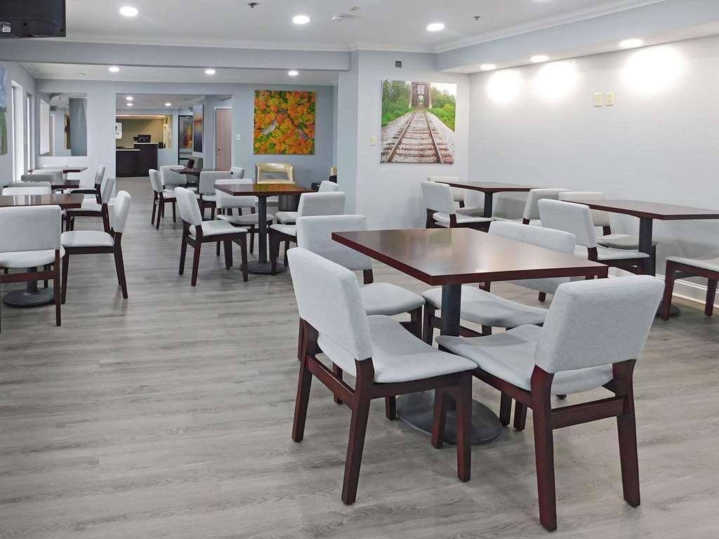 Quality Inn Colchester Burlington - photo 33