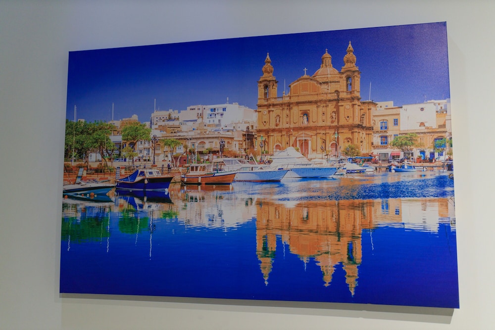 The Central guesthouse — Pieta — photo 3