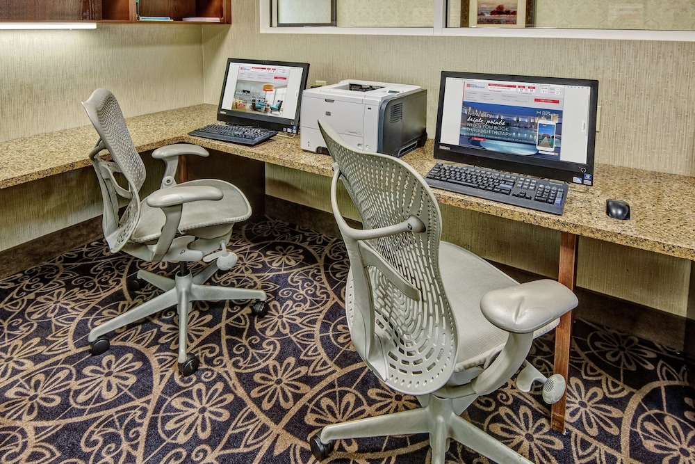 Hilton Garden Inn Tulsa Midtown - photo 32