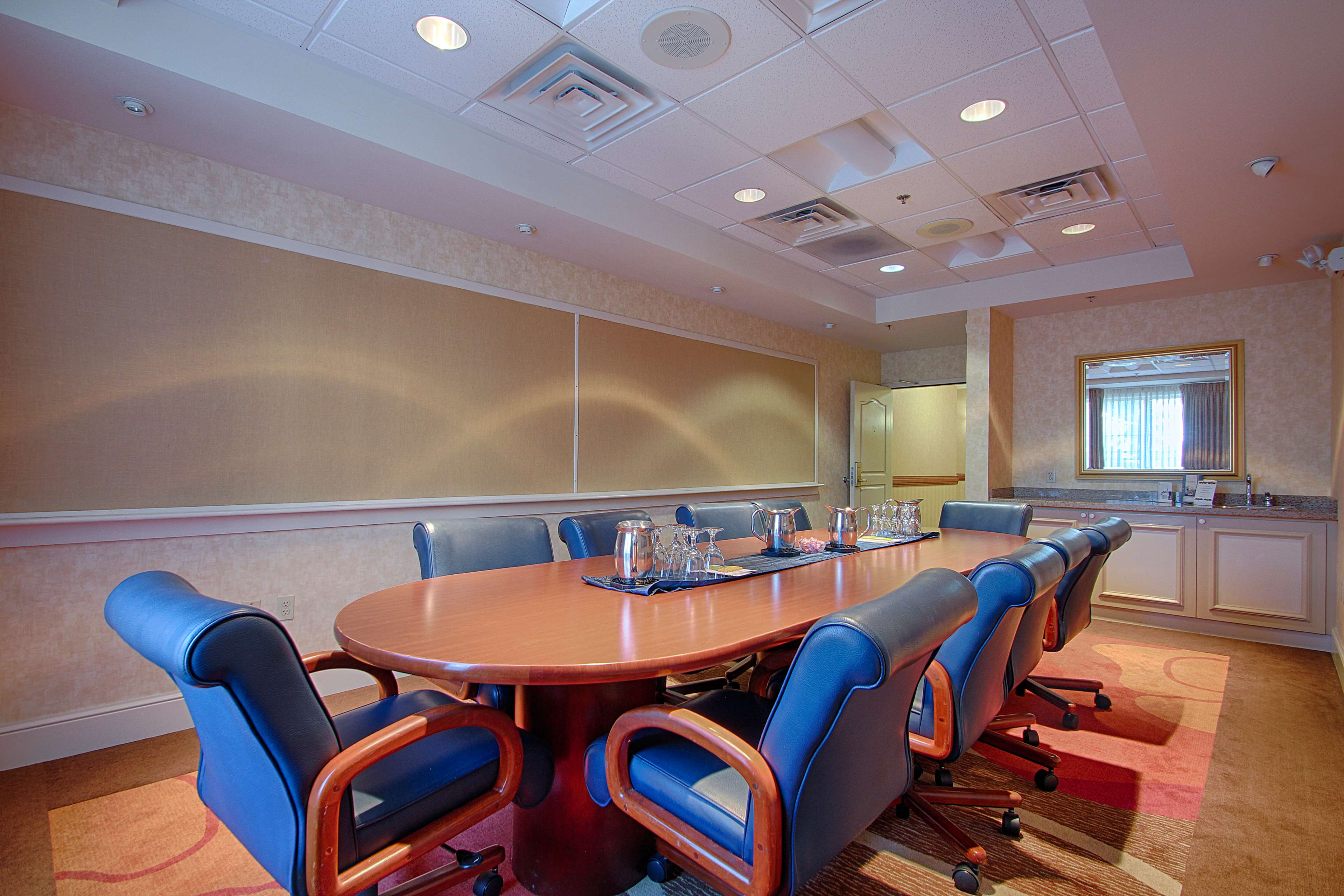 Hilton Garden Inn Las Vegas Strip South - photo 33