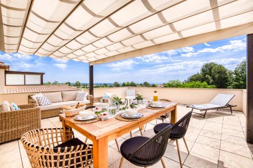 Fabulous Bellavista : Entre Mar Y Montanas in Mont-Roig Del Camp, Spain